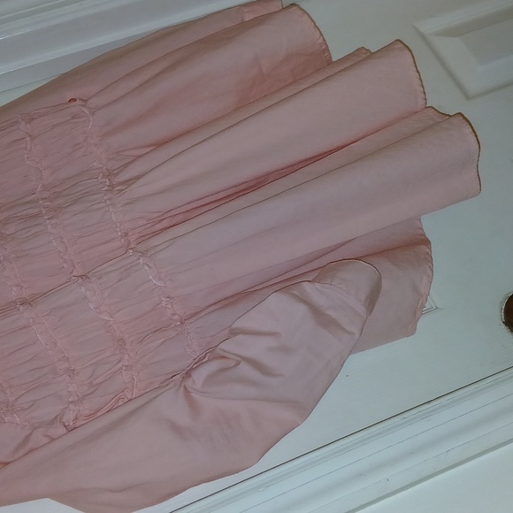 Iky Me Blouse Ruffle Back - Picture 5 of 8